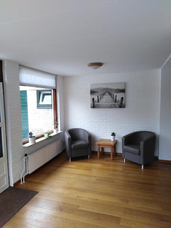 Vakantiewoning Dorpstraat Nuth Villa Esterno foto